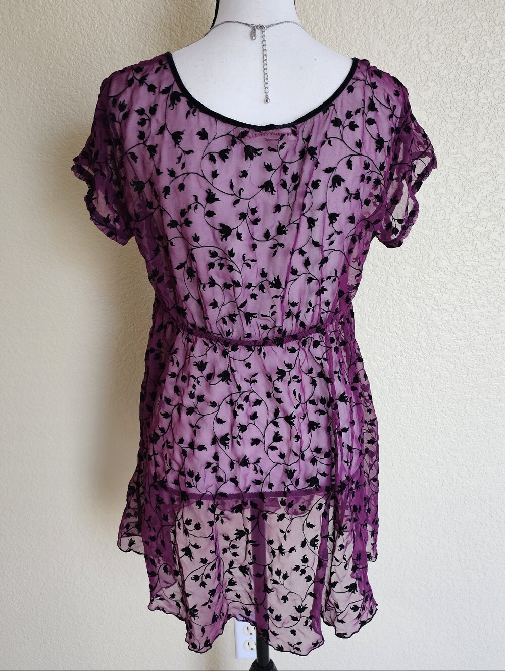 Victoria's Secret Vintage 90 Purple Floral Sllepwear - Picture 3 of 7
